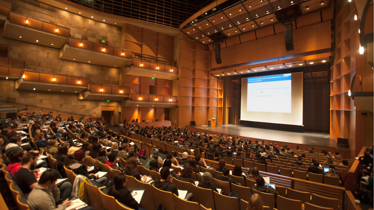 Students attend a recent class in the Mondavi Center for the Performing Arts. (UC Davis/Gregory Urquiaga)