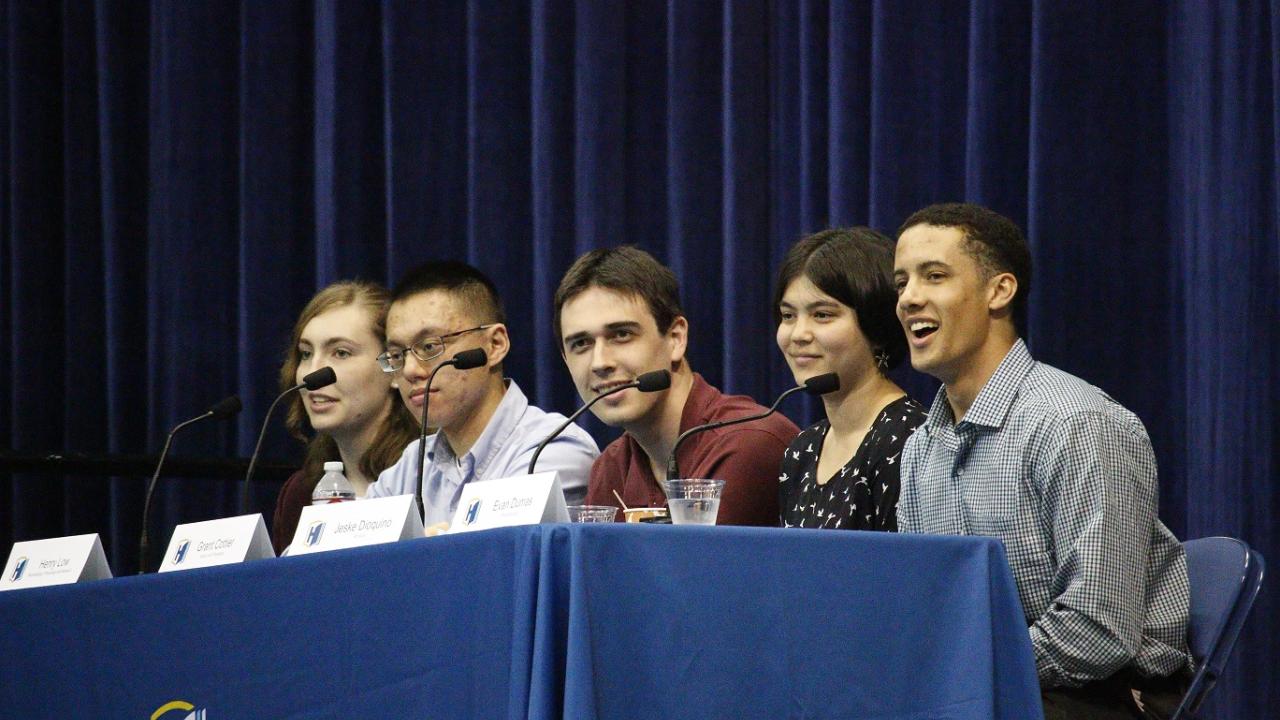 Student panelists share their honors experience at the 2019 Preview Day (left to right): Janae Bonnell, Henry Low, Grant Cottier, Jeske Dioquino, and Evan Dumas. Student panelists share their honors experience at the 2019 Preview Day (left to right): Janae Bonnell, Henry Low, Grant Cottier, Jeske Dioquino, and Evan Dumas.